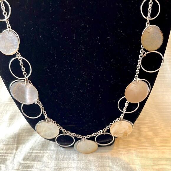 Silver Tone Distressed Circle Themed Chain Necklace - Picture 3 of 5